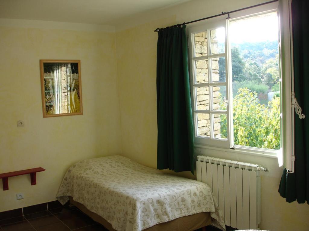 Domaine De La Grange Neuve Hotel La Roque-sur-Pernes Стая снимка