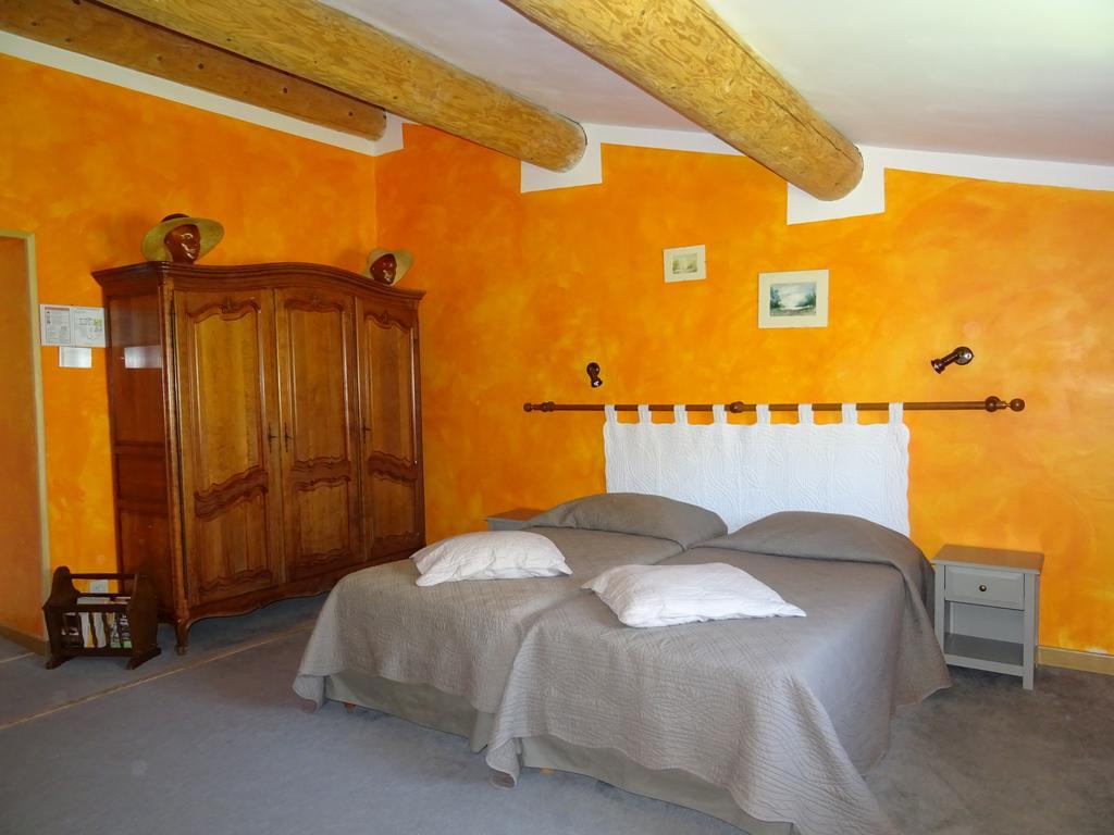 Domaine De La Grange Neuve Hotel La Roque-sur-Pernes Екстериор снимка