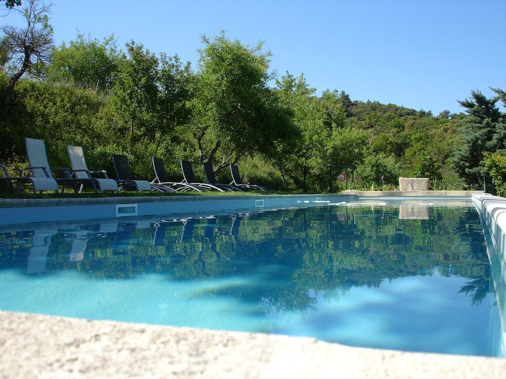 Domaine De La Grange Neuve Hotel La Roque-sur-Pernes Екстериор снимка